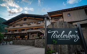 Hotel Landhaus Tirolerherz