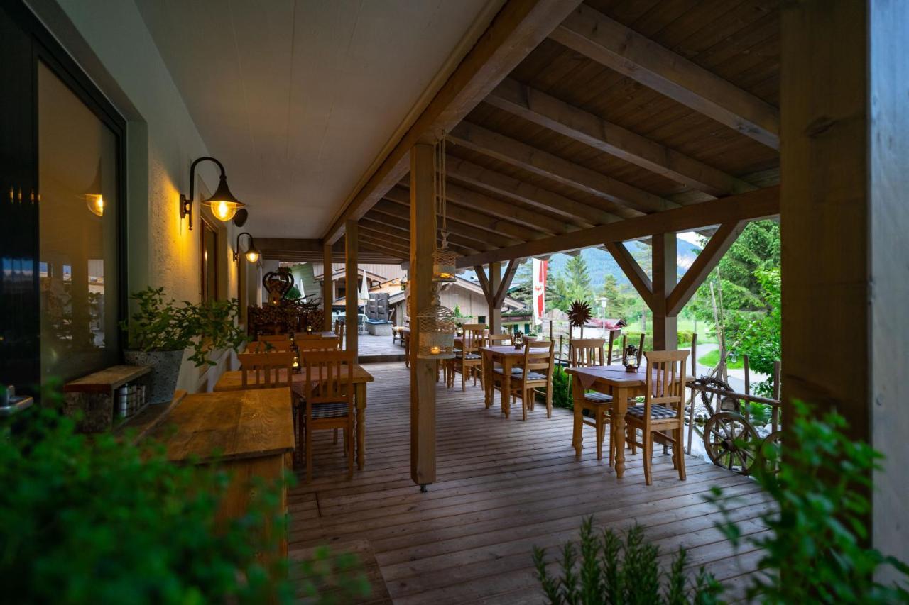 Hotel Landhaus Tirolerherz Sankt Ulrich am Pillersee Exterior photo