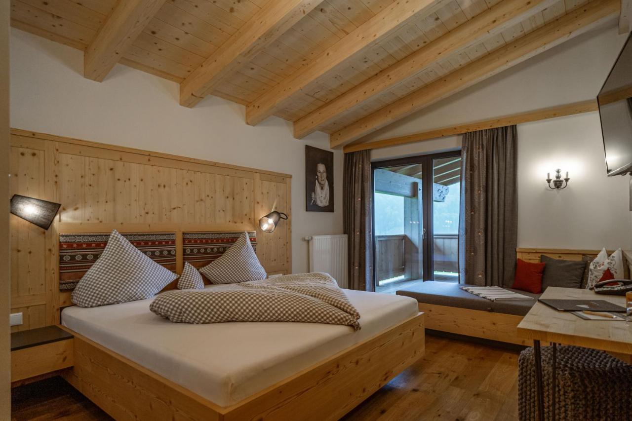 Hotel Landhaus Tirolerherz Sankt Ulrich am Pillersee Exterior photo